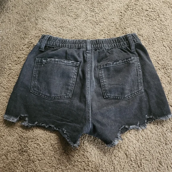 Aerie Black Denim Women's Shorts - Picture 3 of 3